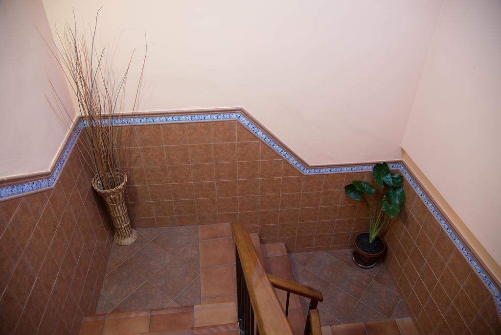 Hostal Hueso Trujillo Esterno foto