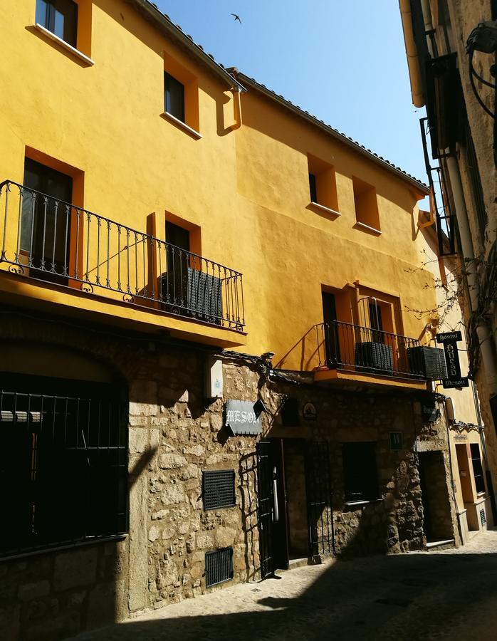 Hostal Hueso Trujillo Esterno foto